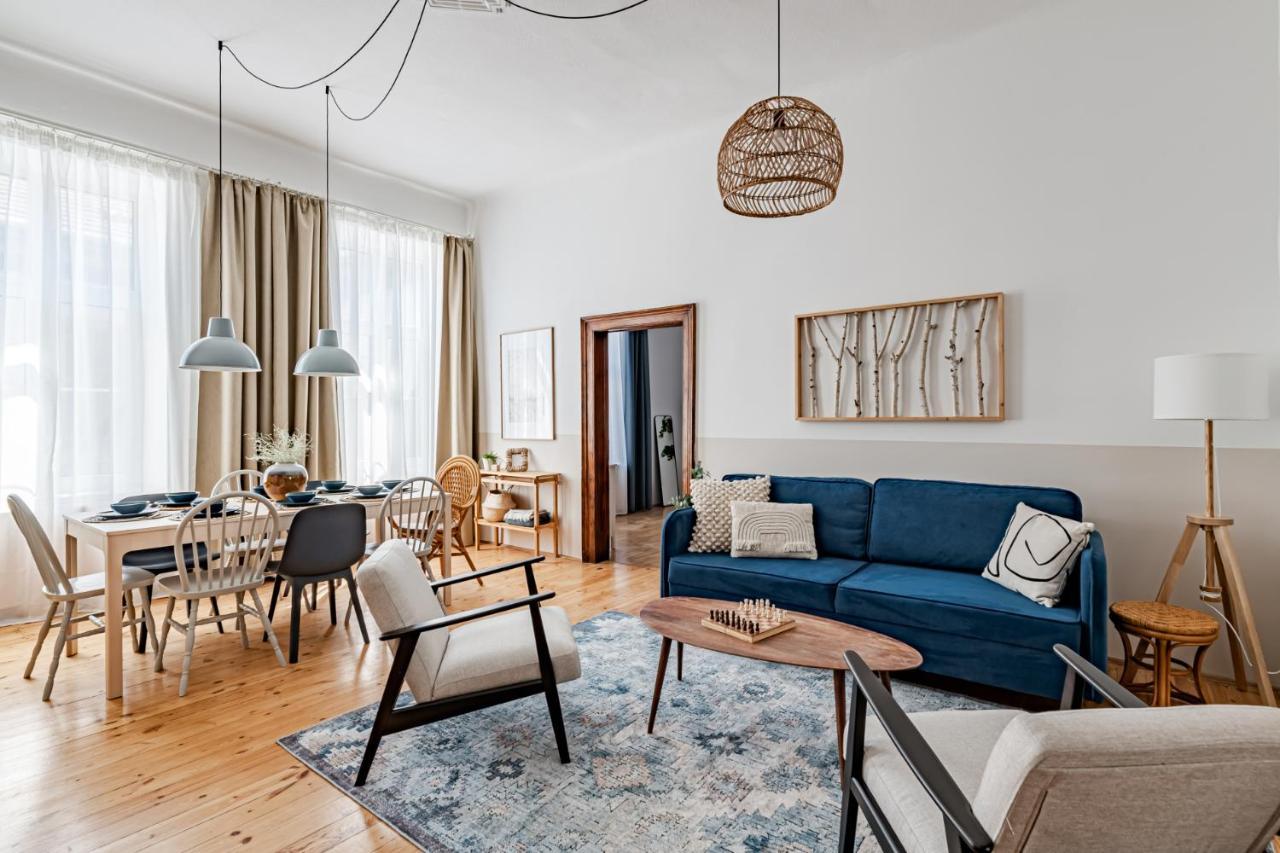 Blue Peace Downtown Apartment Budapest Luaran gambar