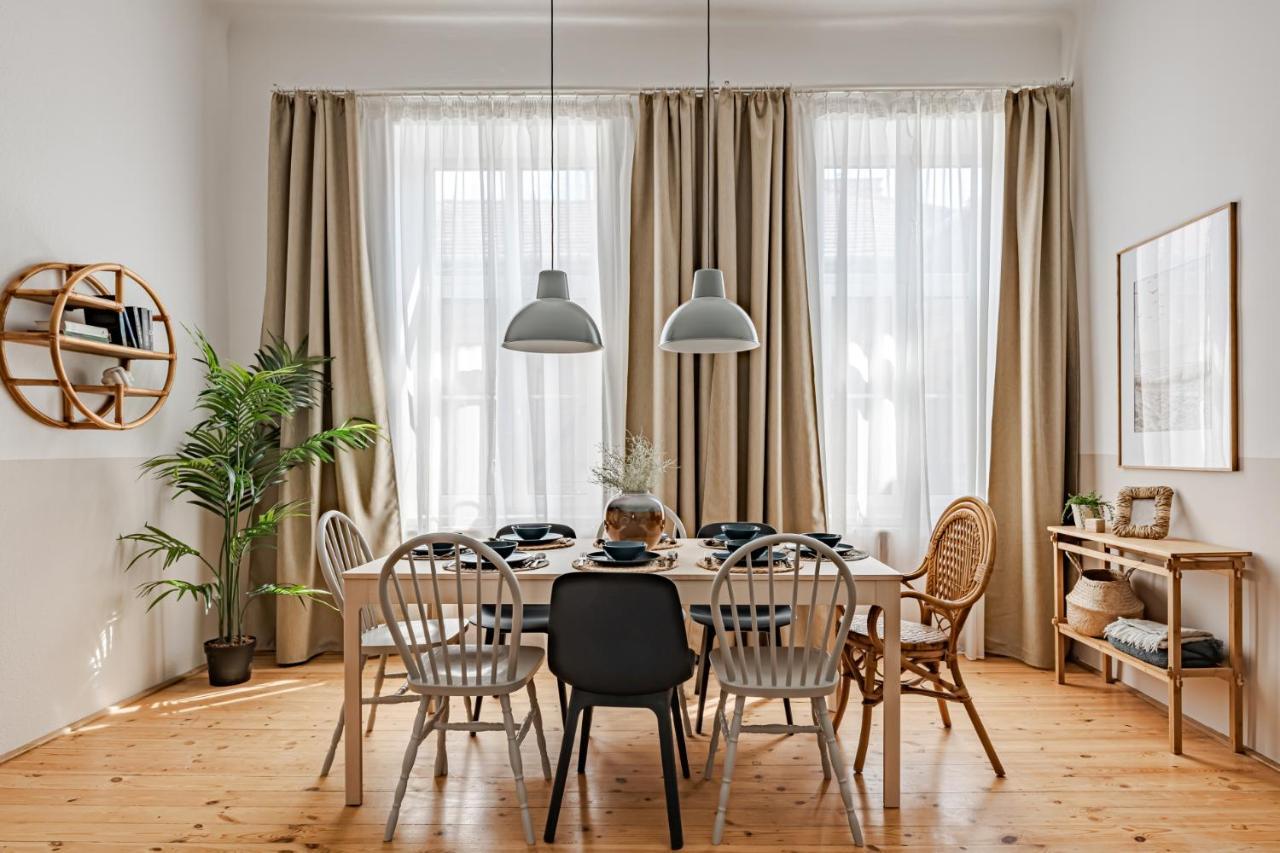 Blue Peace Downtown Apartment Budapest Luaran gambar