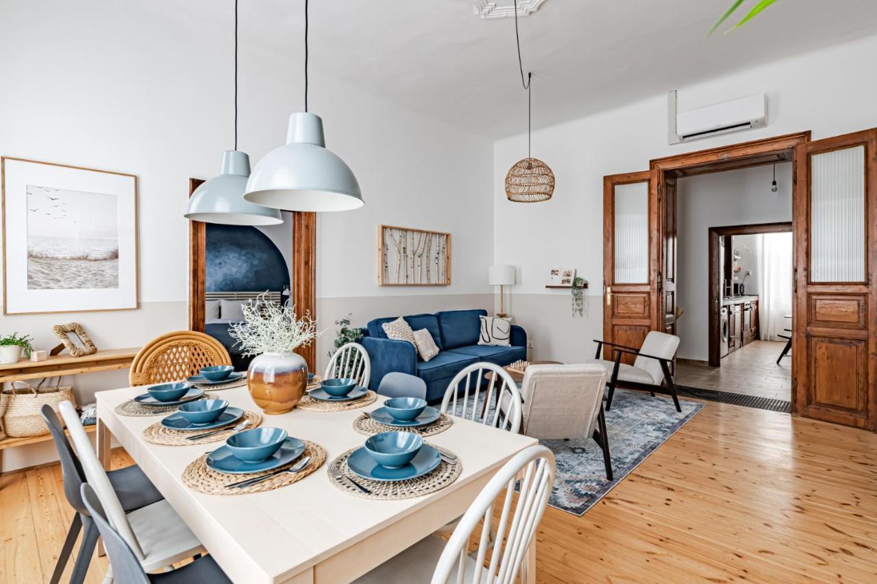 Blue Peace Downtown Apartment Budapest Luaran gambar