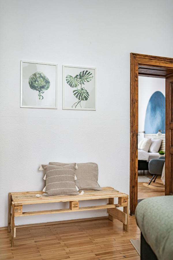 Blue Peace Downtown Apartment Budapest Luaran gambar