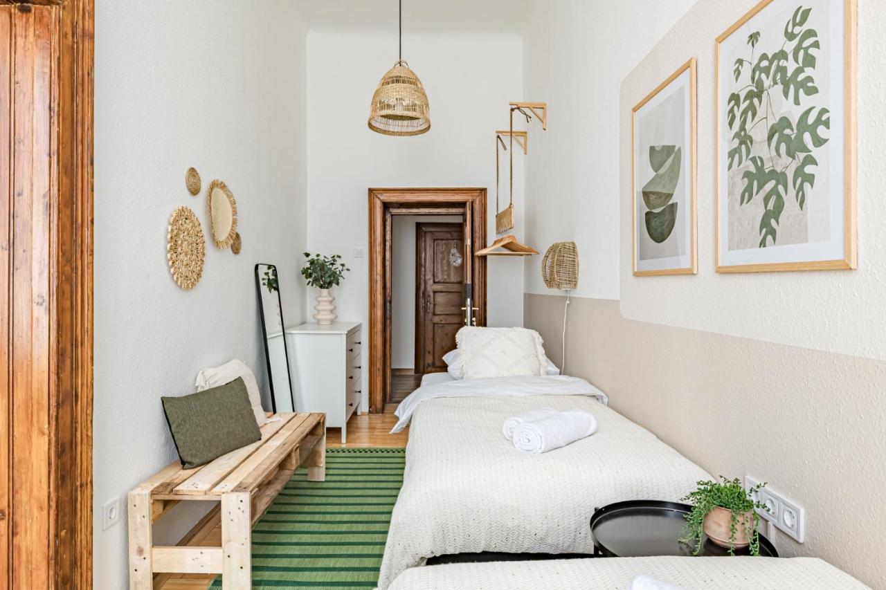 Blue Peace Downtown Apartment Budapest Luaran gambar