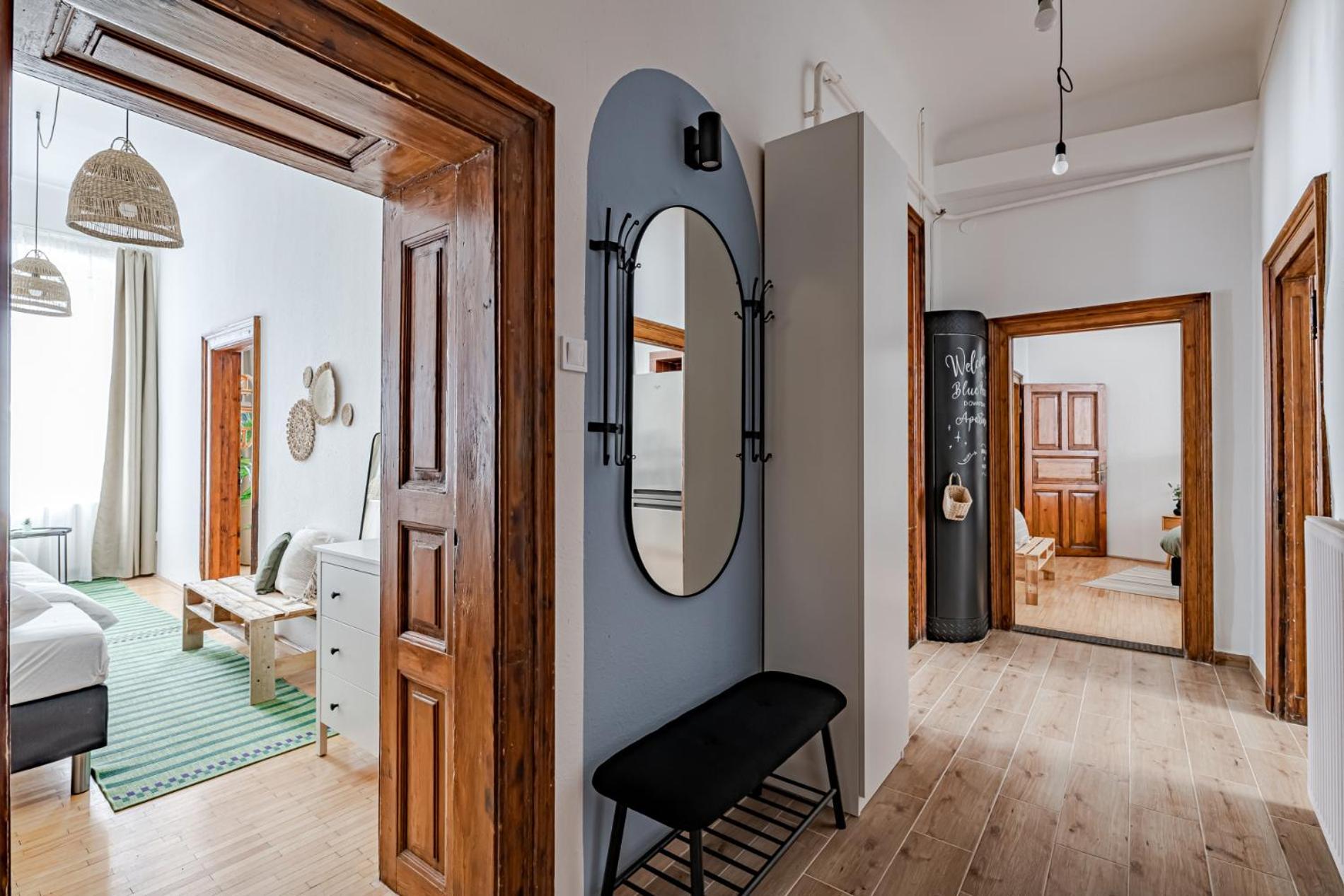 Blue Peace Downtown Apartment Budapest Luaran gambar